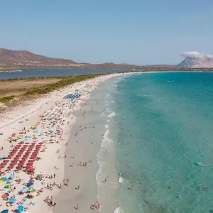 Hotel Amareclub Le Rose San Teodoro (Sardinia)